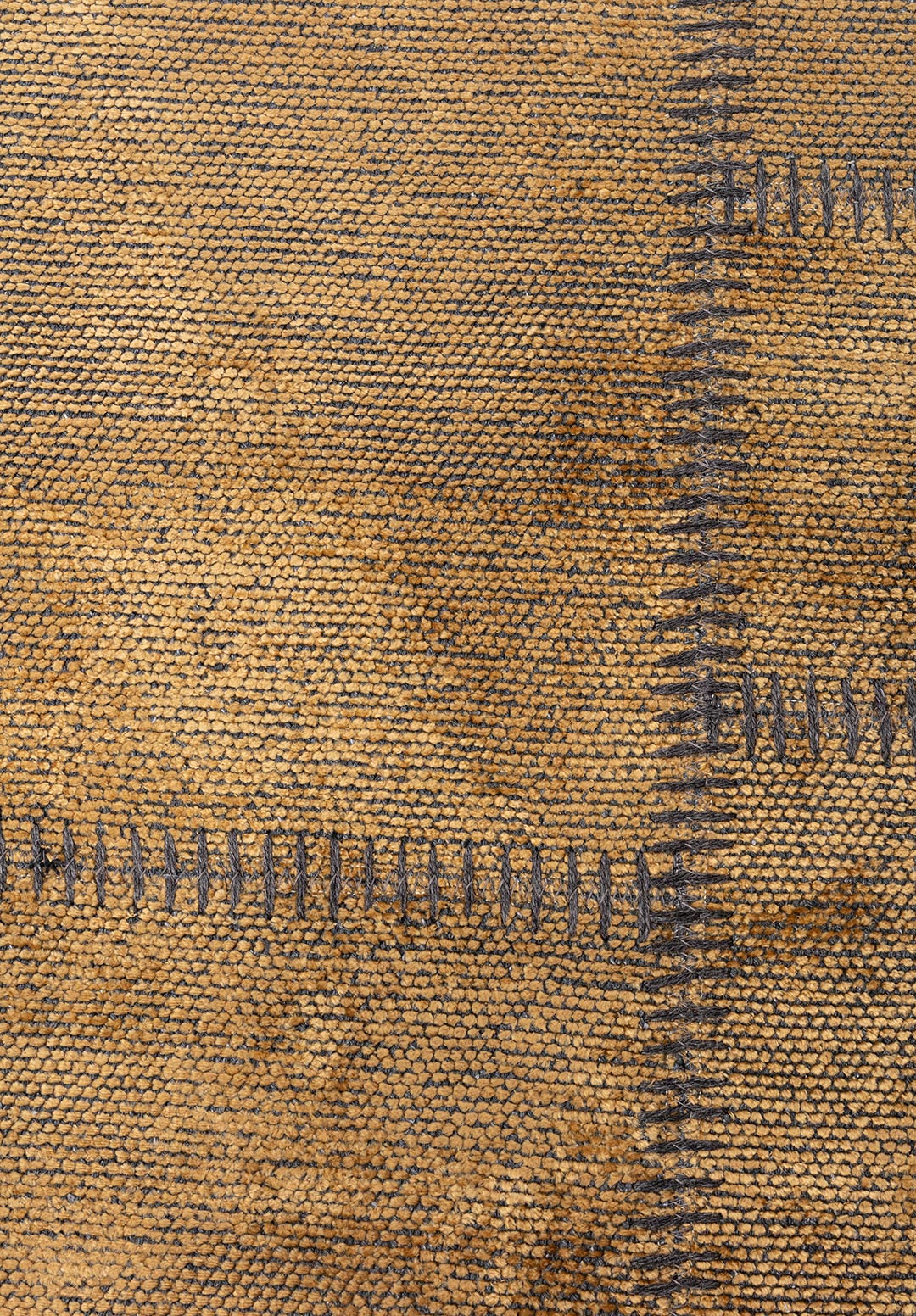 PATCH GOLD RUG