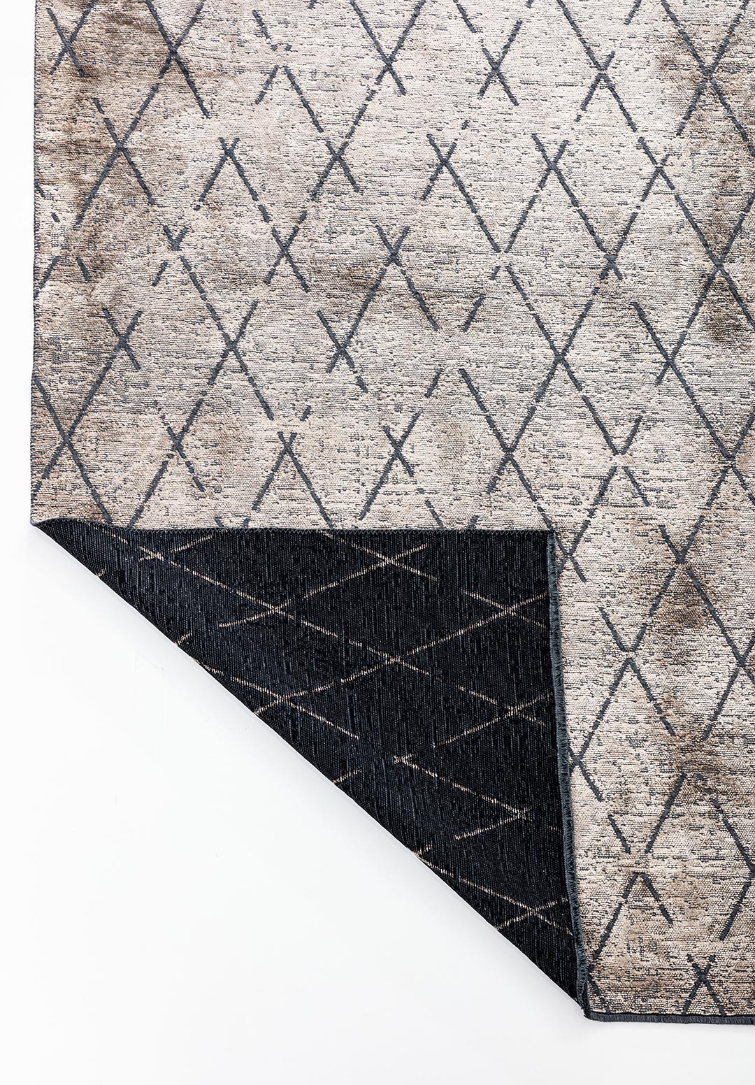 DIAMOND BEIGE RUG