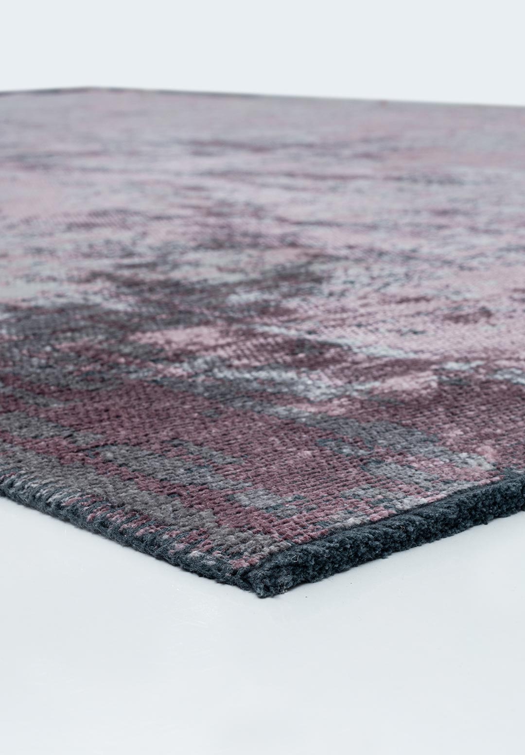 PIXEL DAMSON - LIGHT GREY RUG