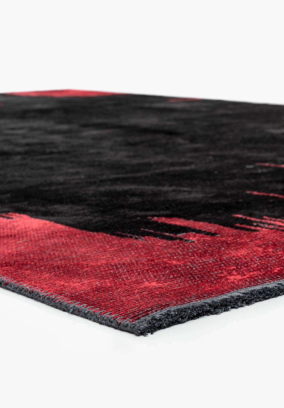 CAGE BLACK - RED RUG