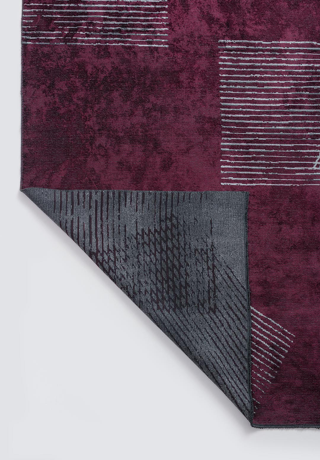 MATRIX DARK DAMSON - ICE BLUE RUG