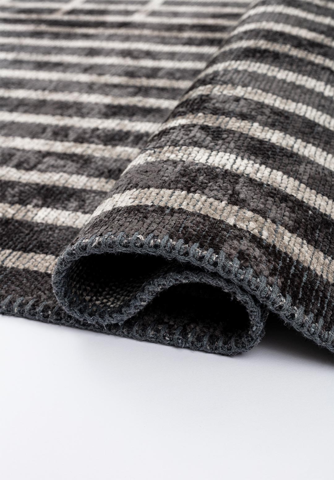 PLAID CHARCOAL - GREY RUG