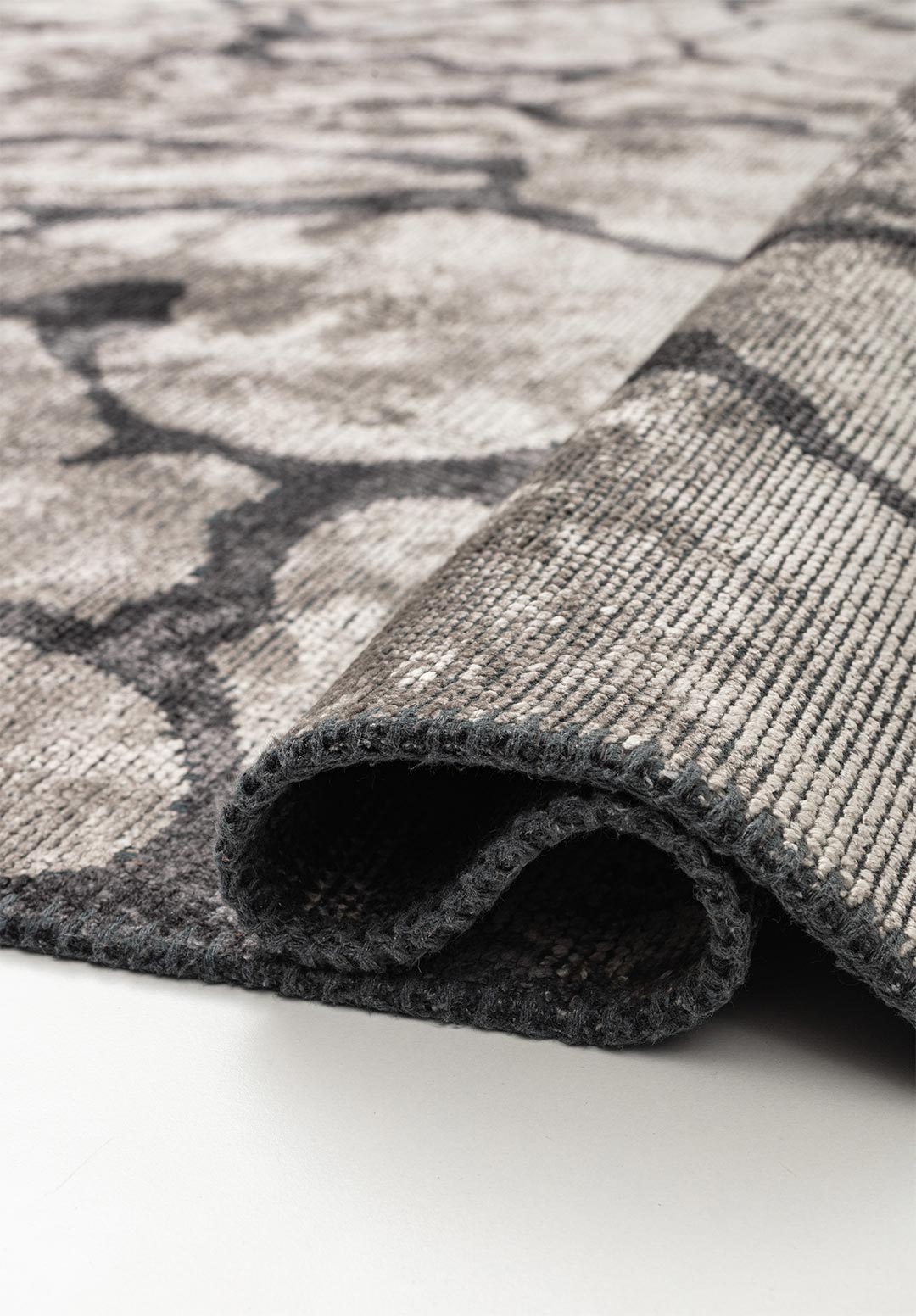 DAPHNE CHARCOAL - GREY RUG