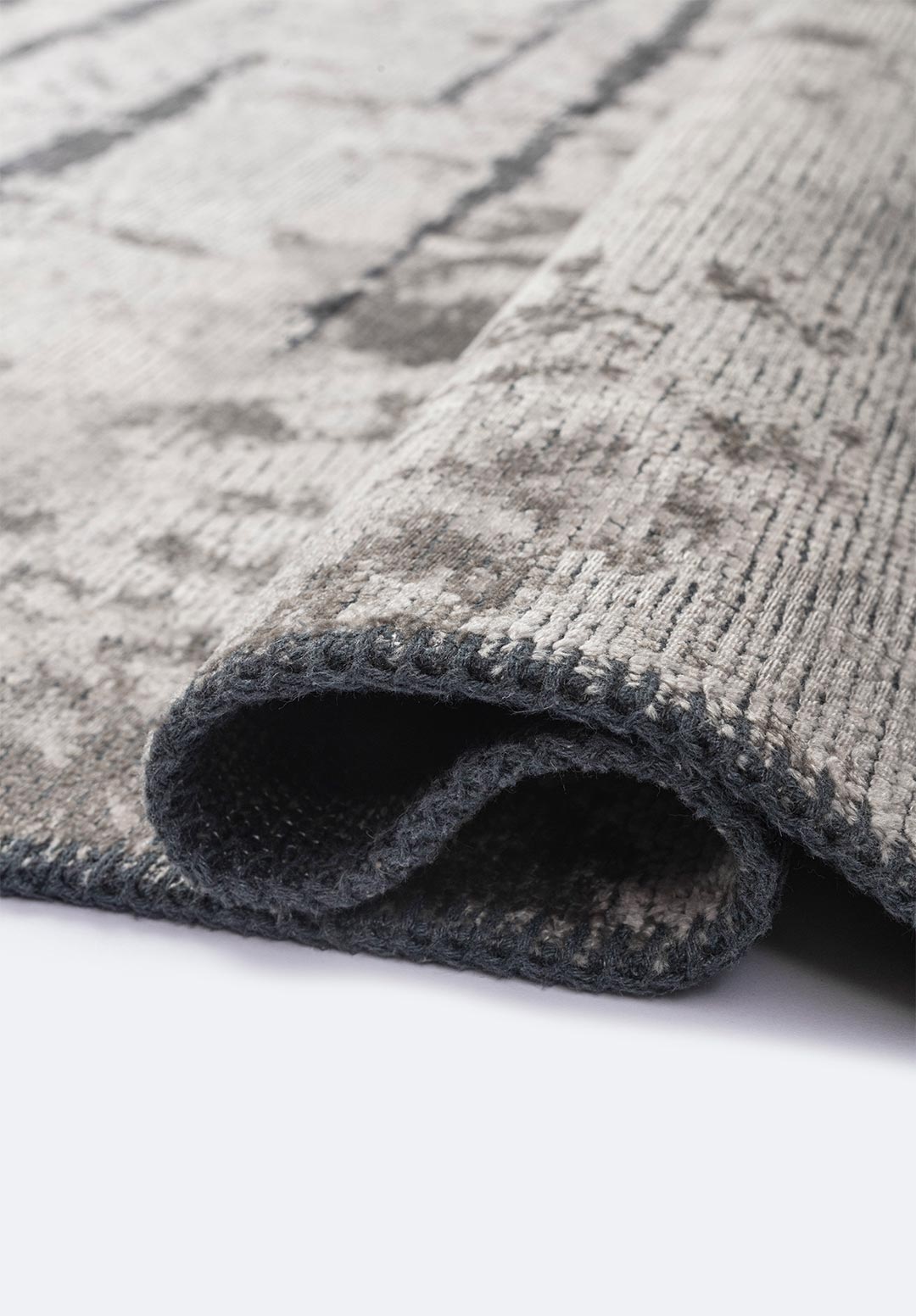 SPLIT CHARCOAL - CREAM RUG