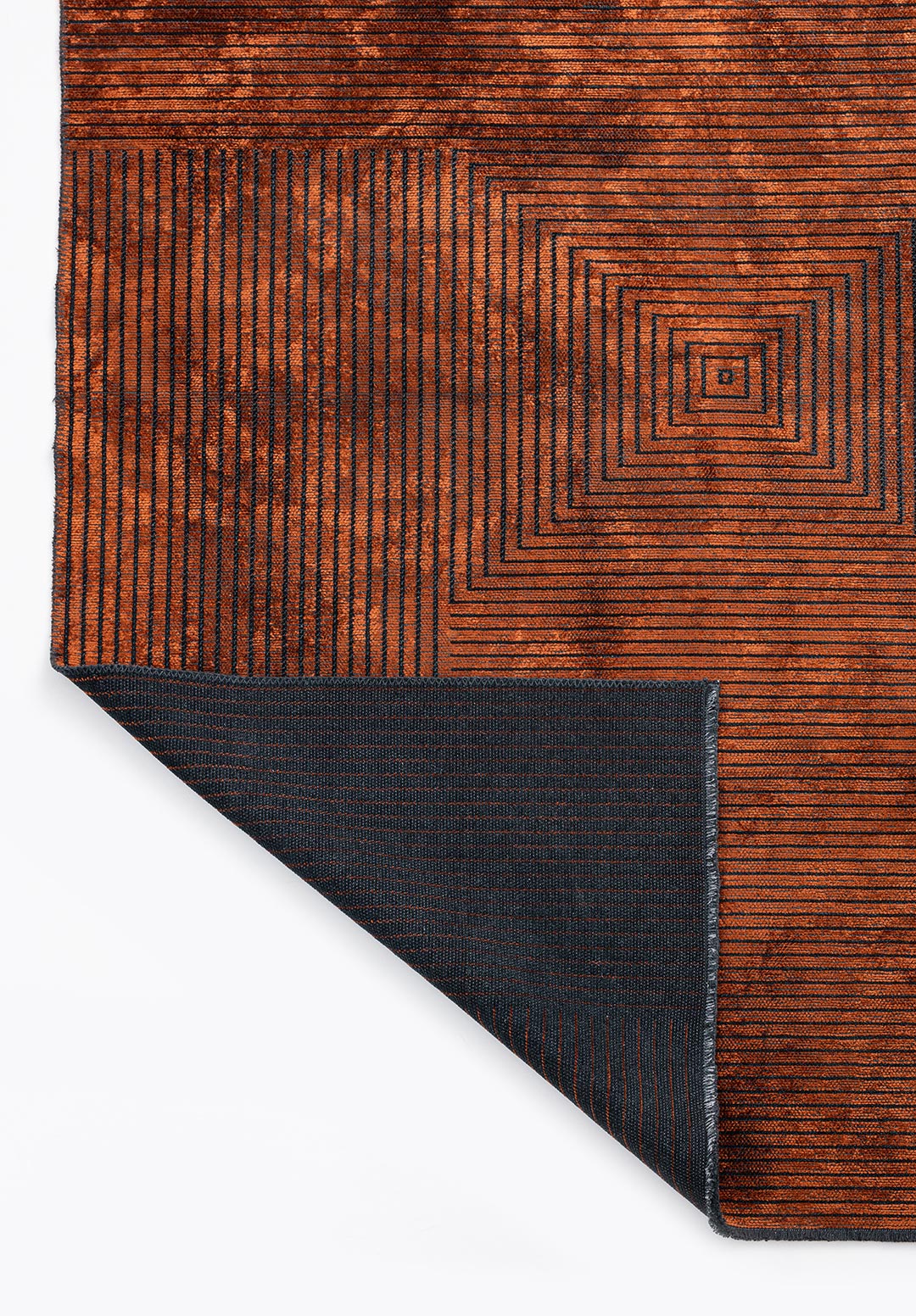 ILLUSION BLACK - RUST RUG