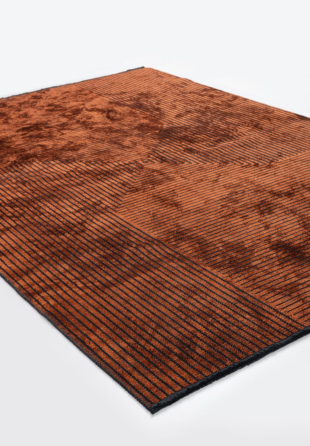 ILLUSION BLACK - RUST RUG