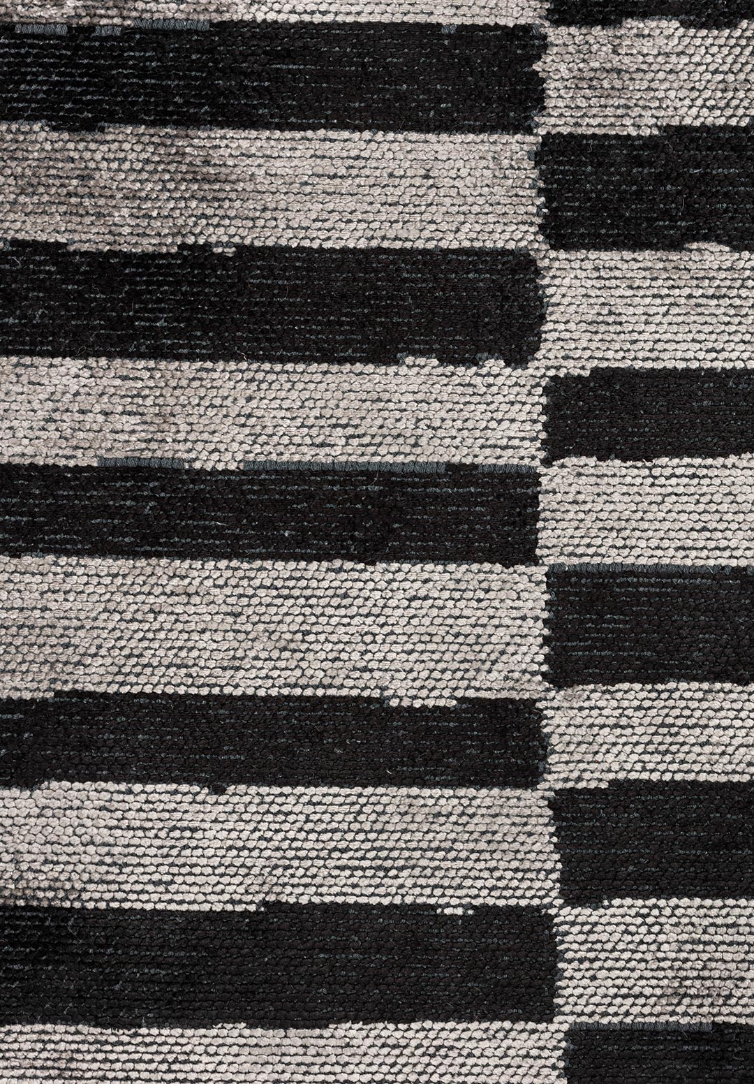 DOMINO BLACK - CREAM RUG