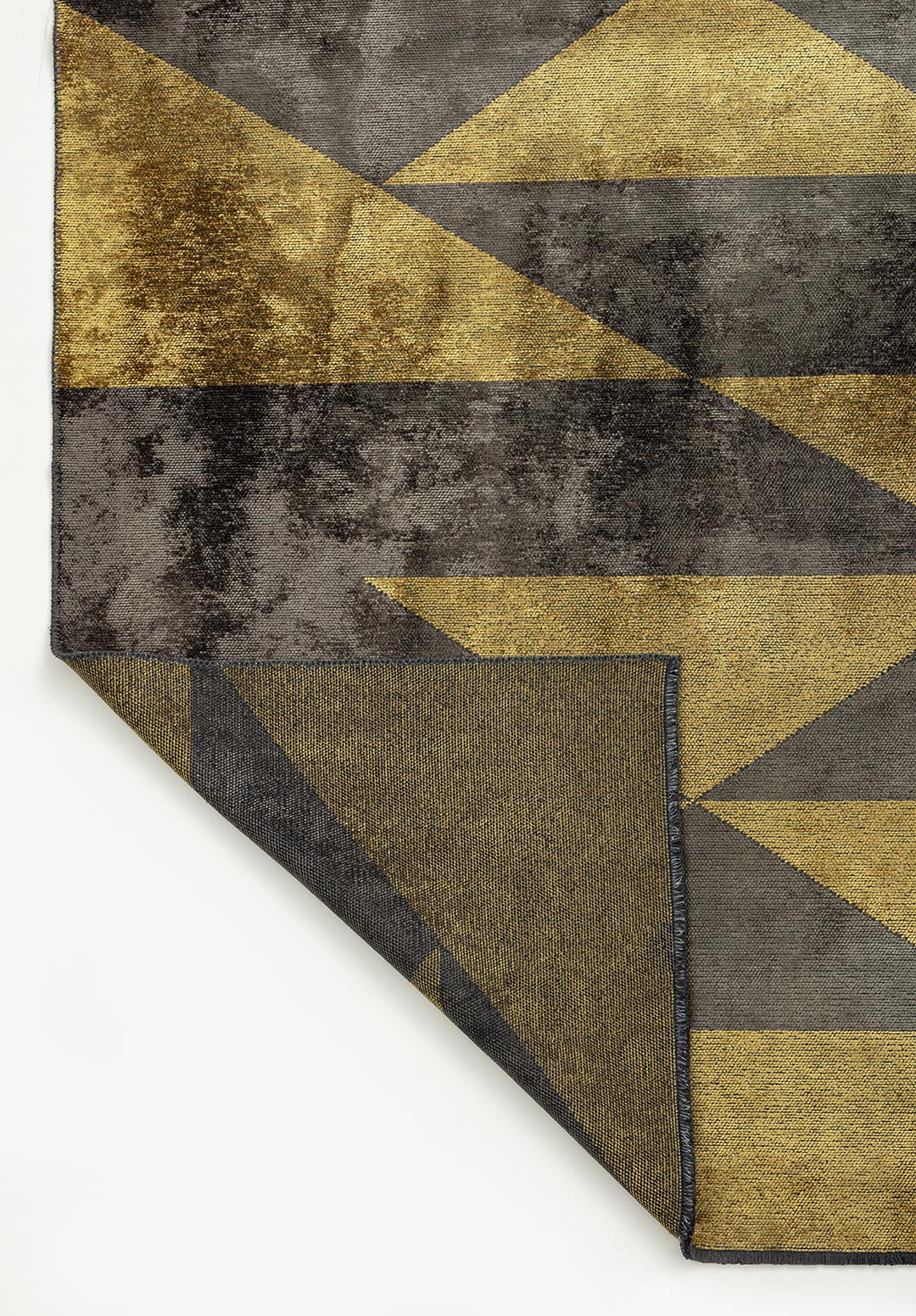 SYMMETRY ANTHRACITE - GOLD RUG