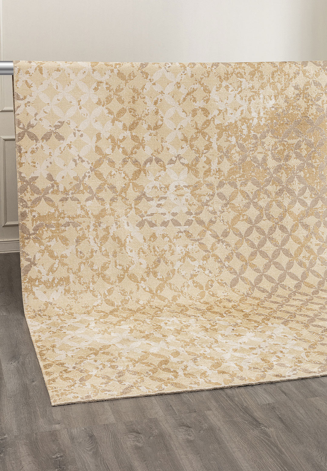 LILY NOUGAT - DARK BEIGE - CREAM - BONE RUG